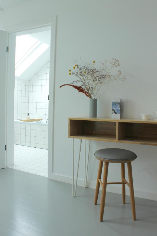 Canopee Guesthouse Ixelles ภายนอก รูปภาพ