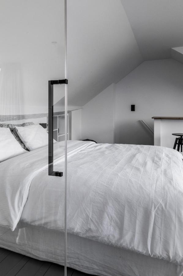 Canopee Guesthouse Ixelles ภายนอก รูปภาพ